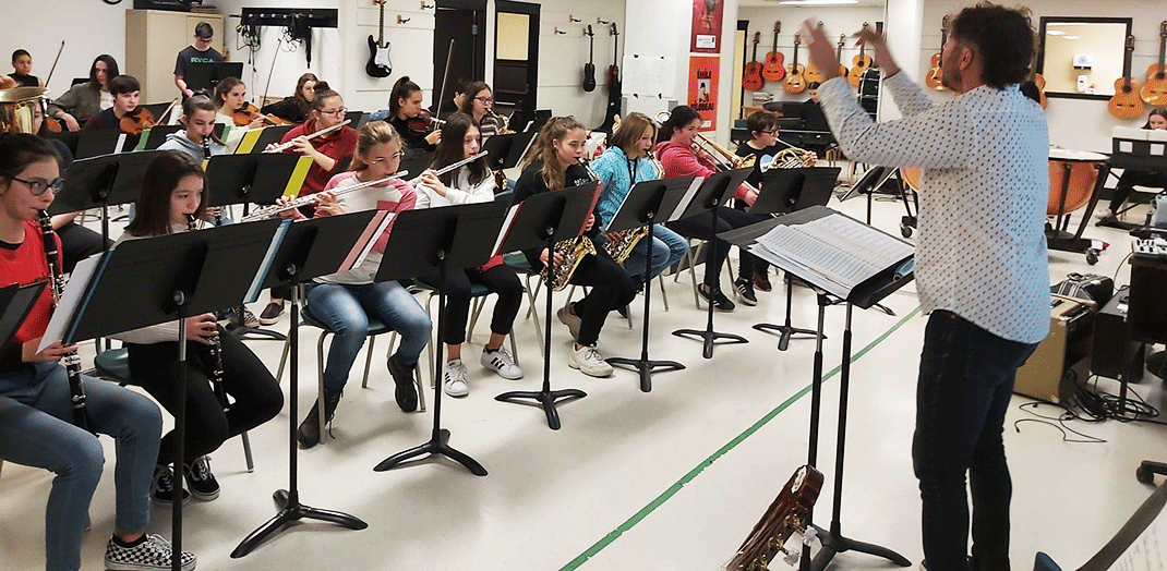 Ensemble musical pour représenter le programme musique - Arts de la scène École secondaire de Rivière-du-Loup ESRDL